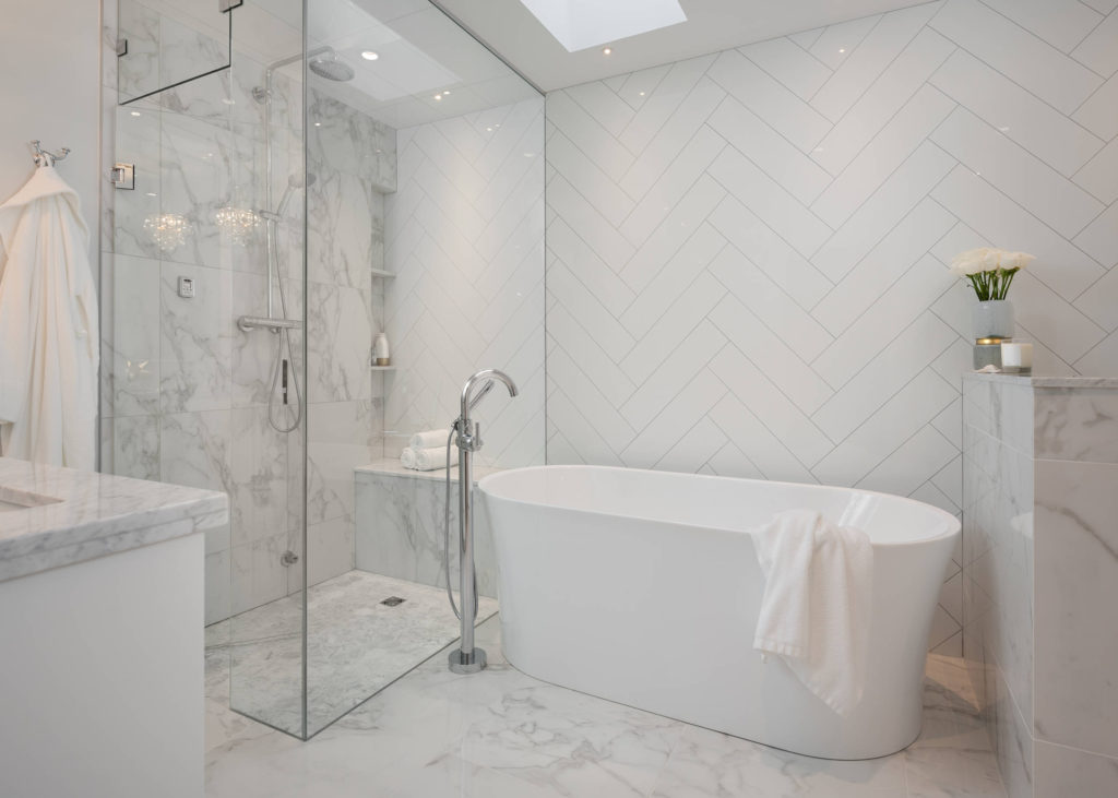 BATHROOM REMODELING TRENDS: STAY ON TOP OF THE LATEST STYLES