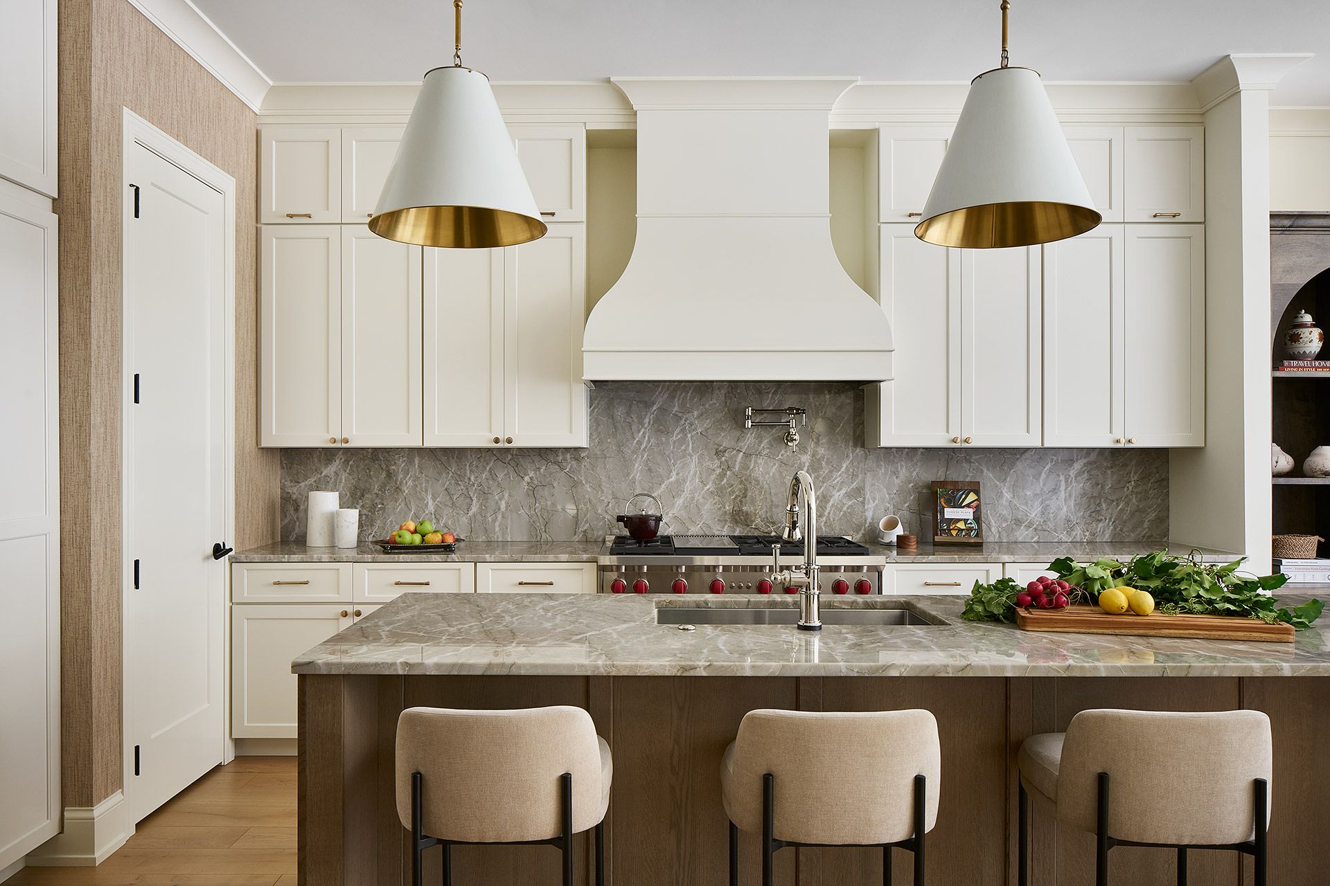 Cream Colored Kitchen Ideas for a Timeless and Inviting Space